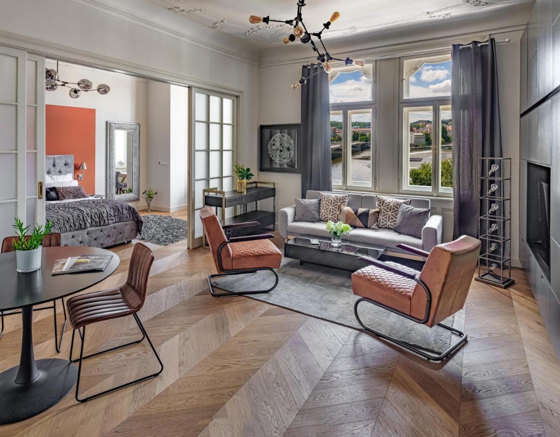 Mn6 Luxury Suites By Adrez Πράγα Εξωτερικό φωτογραφία