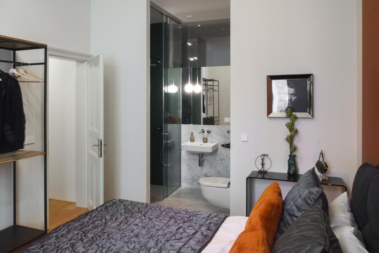 Mn6 Luxury Suites By Adrez Πράγα Εξωτερικό φωτογραφία